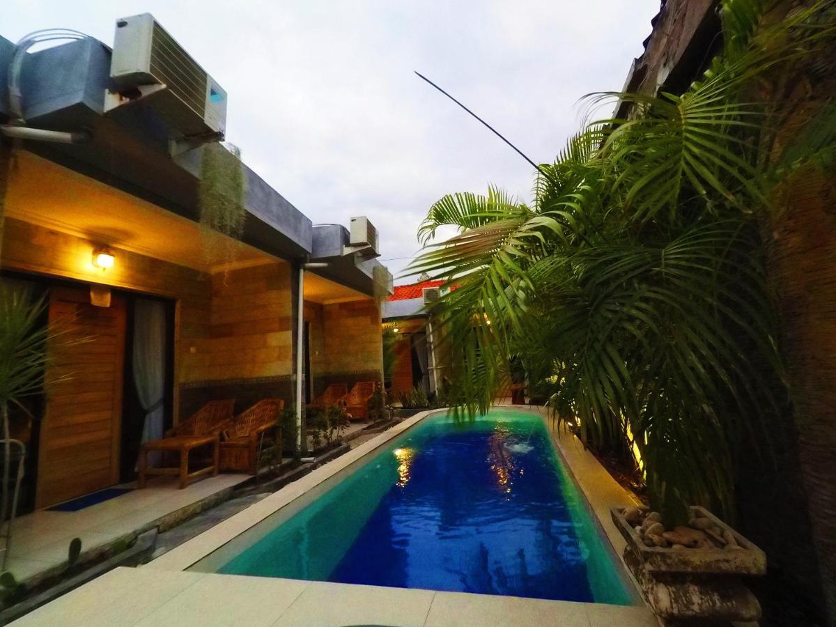 Tropical Garden Inn Batununggul Bagian luar foto