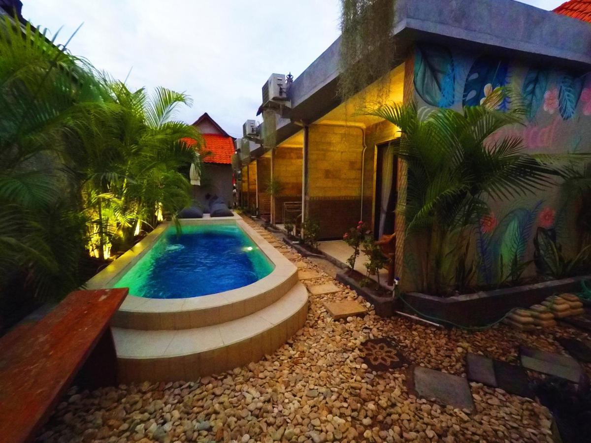 Tropical Garden Inn Batununggul Bagian luar foto