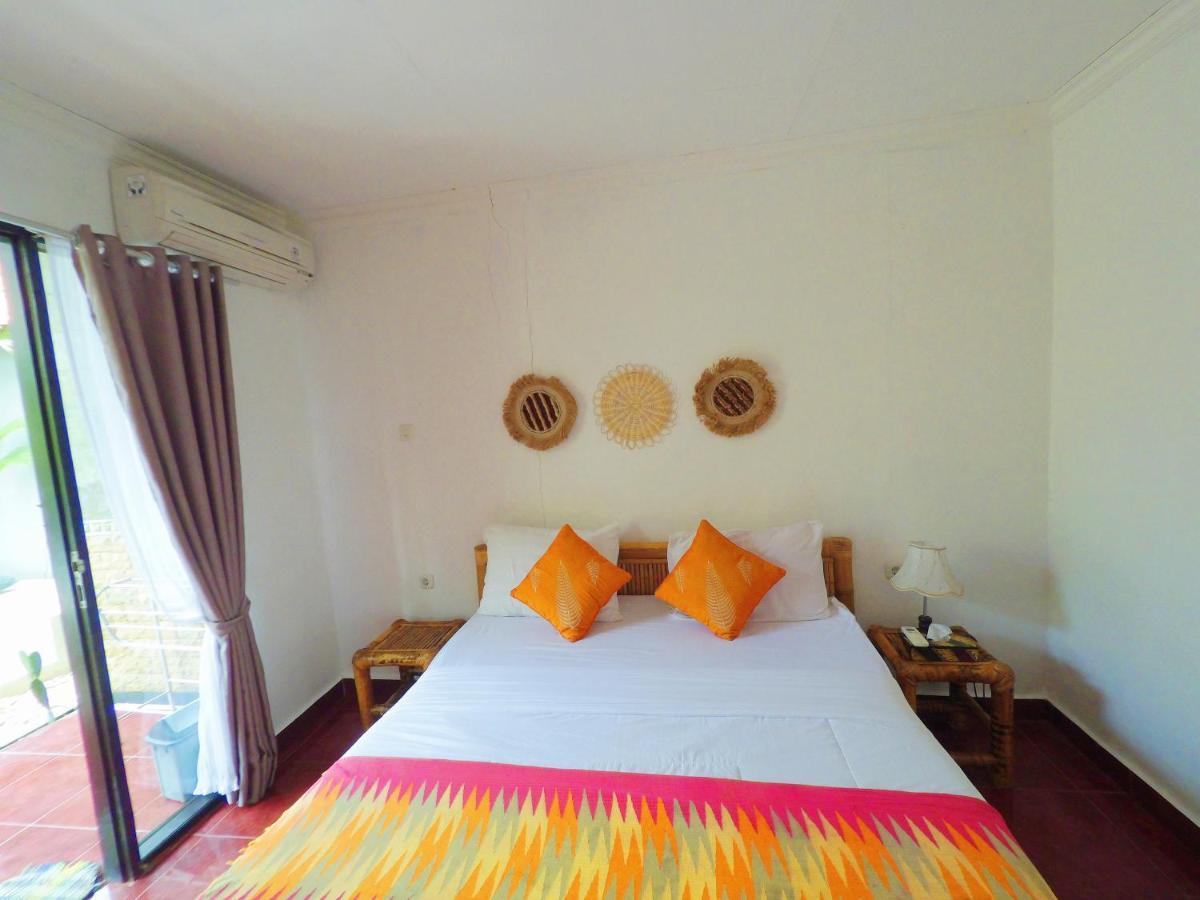 Tropical Garden Inn Batununggul Bagian luar foto
