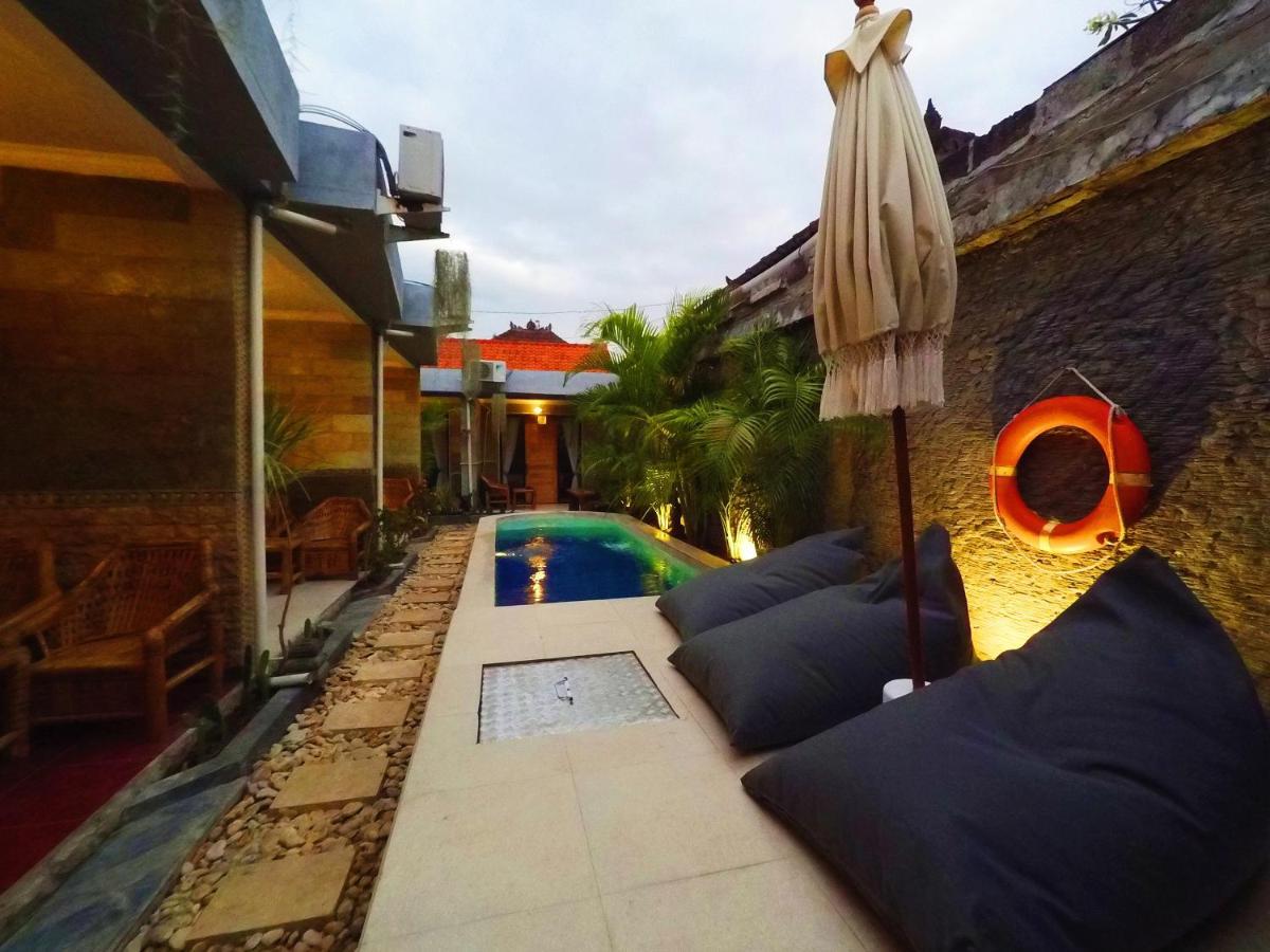 Tropical Garden Inn Batununggul Bagian luar foto