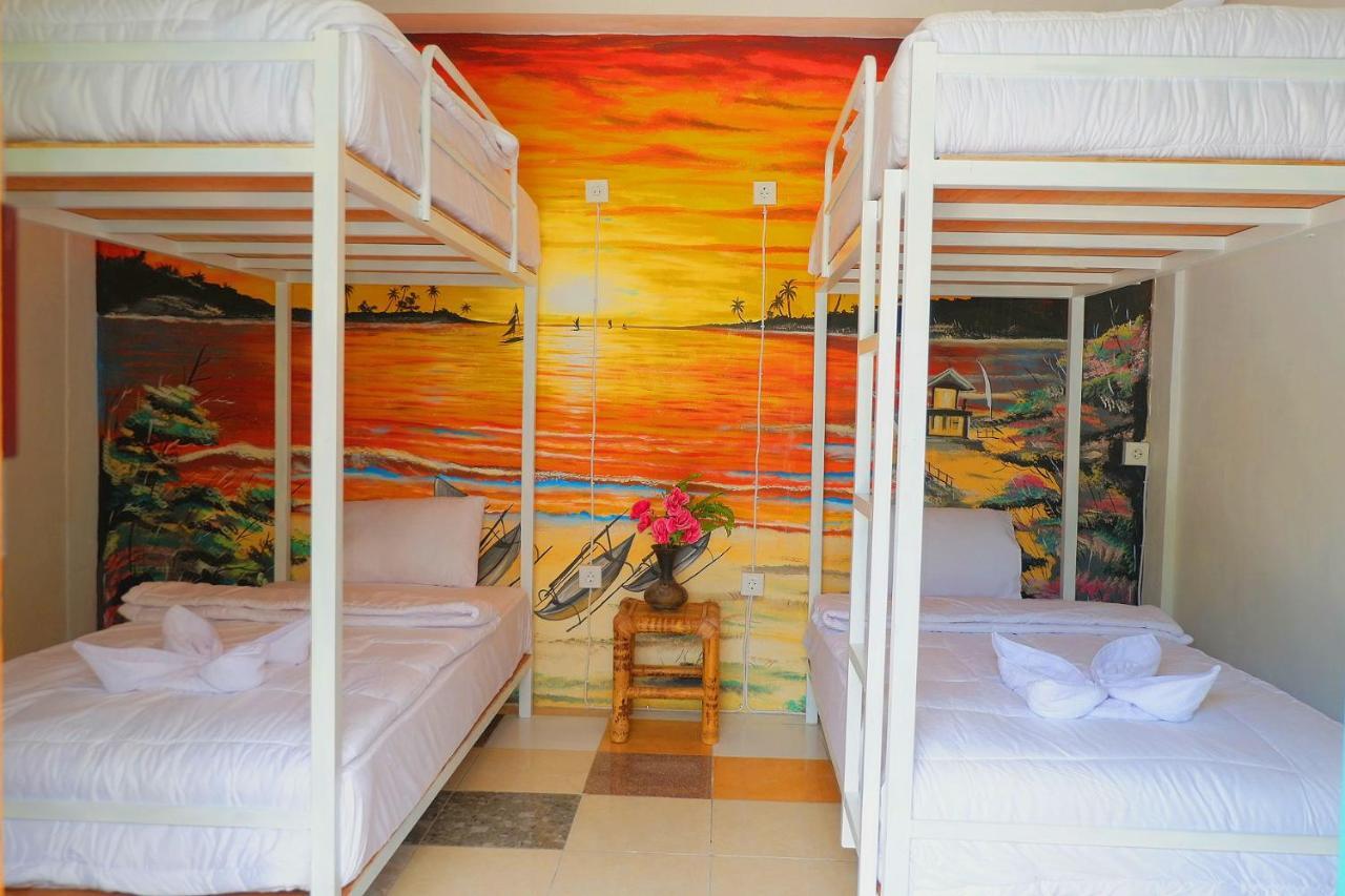 Tropical Garden Inn Batununggul Bagian luar foto